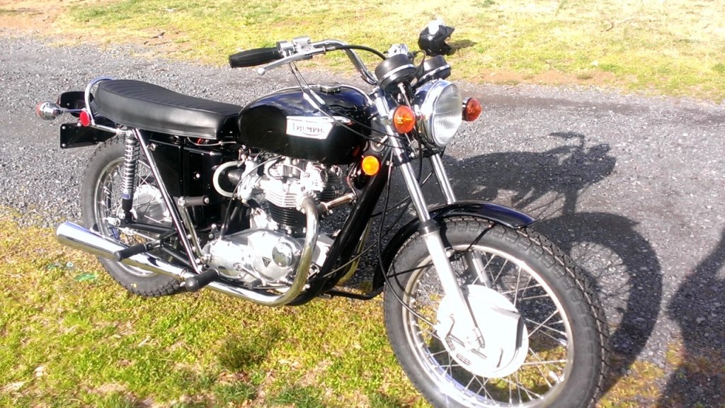 1971 Bonneville 4