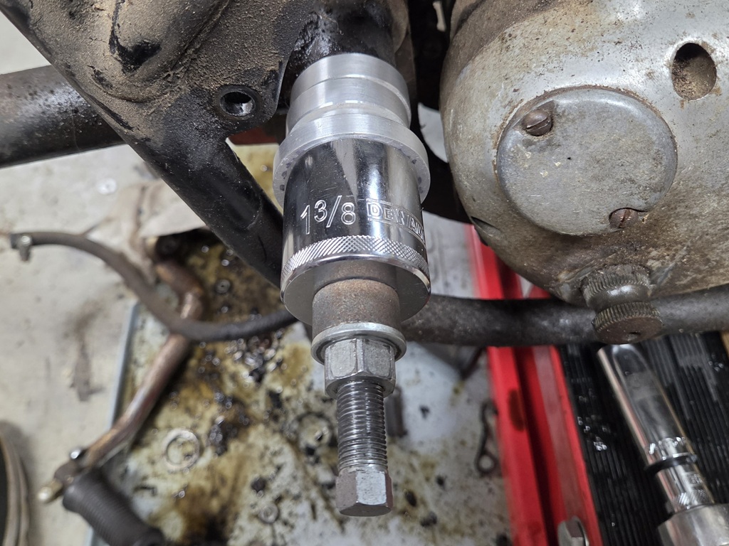 Taking apart 3 Rigging Spindle 4